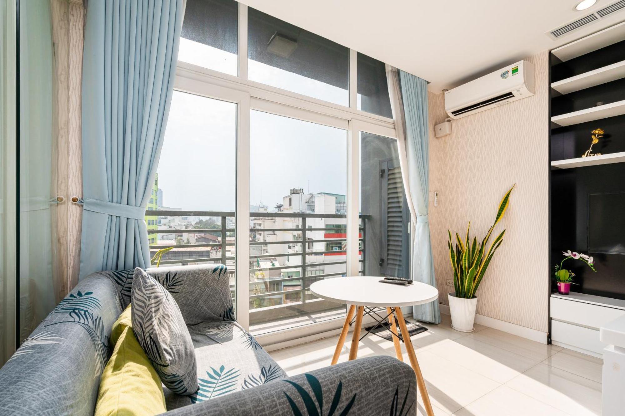 Khách sạn hẻo lánh Diamond Luxury The One Ben Thanh TP. Hồ Chí Minh