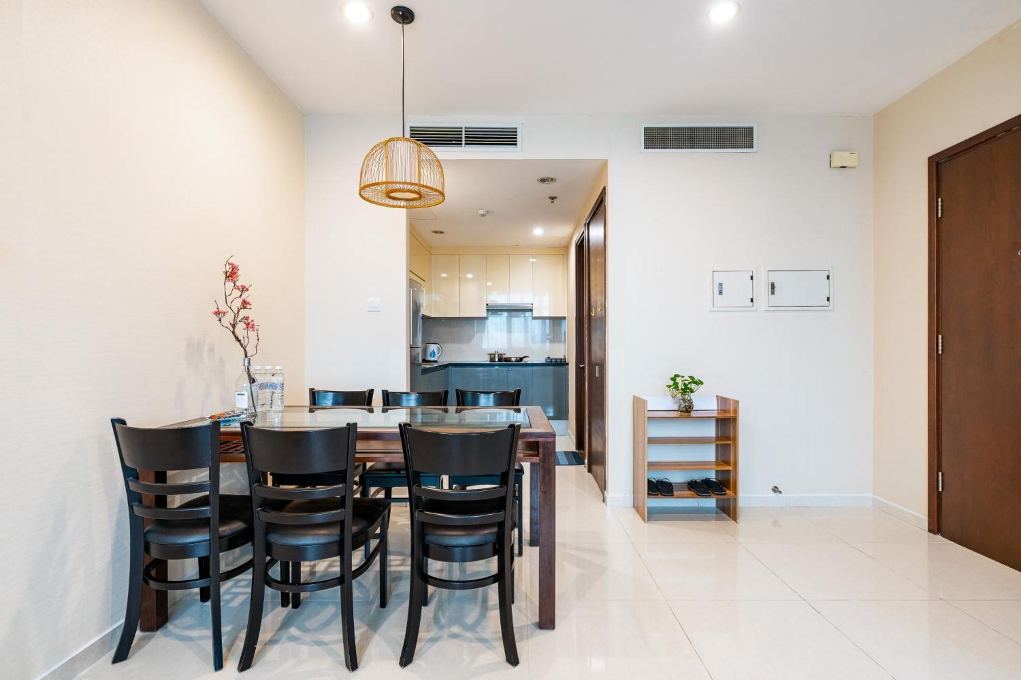 Khách sạn hẻo lánh Diamond Luxury The One Ben Thanh