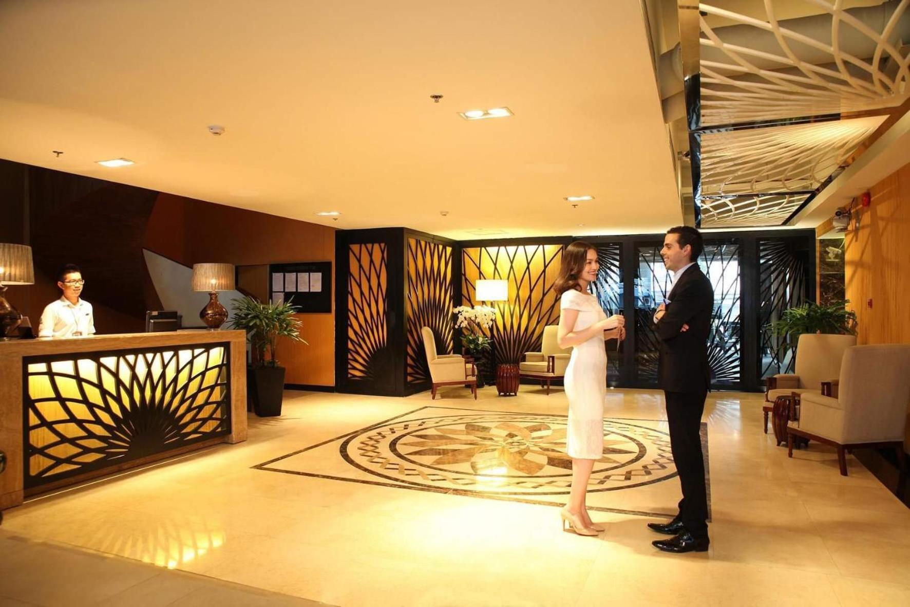 Khách sạn hẻo lánh Diamond Luxury The One Ben Thanh